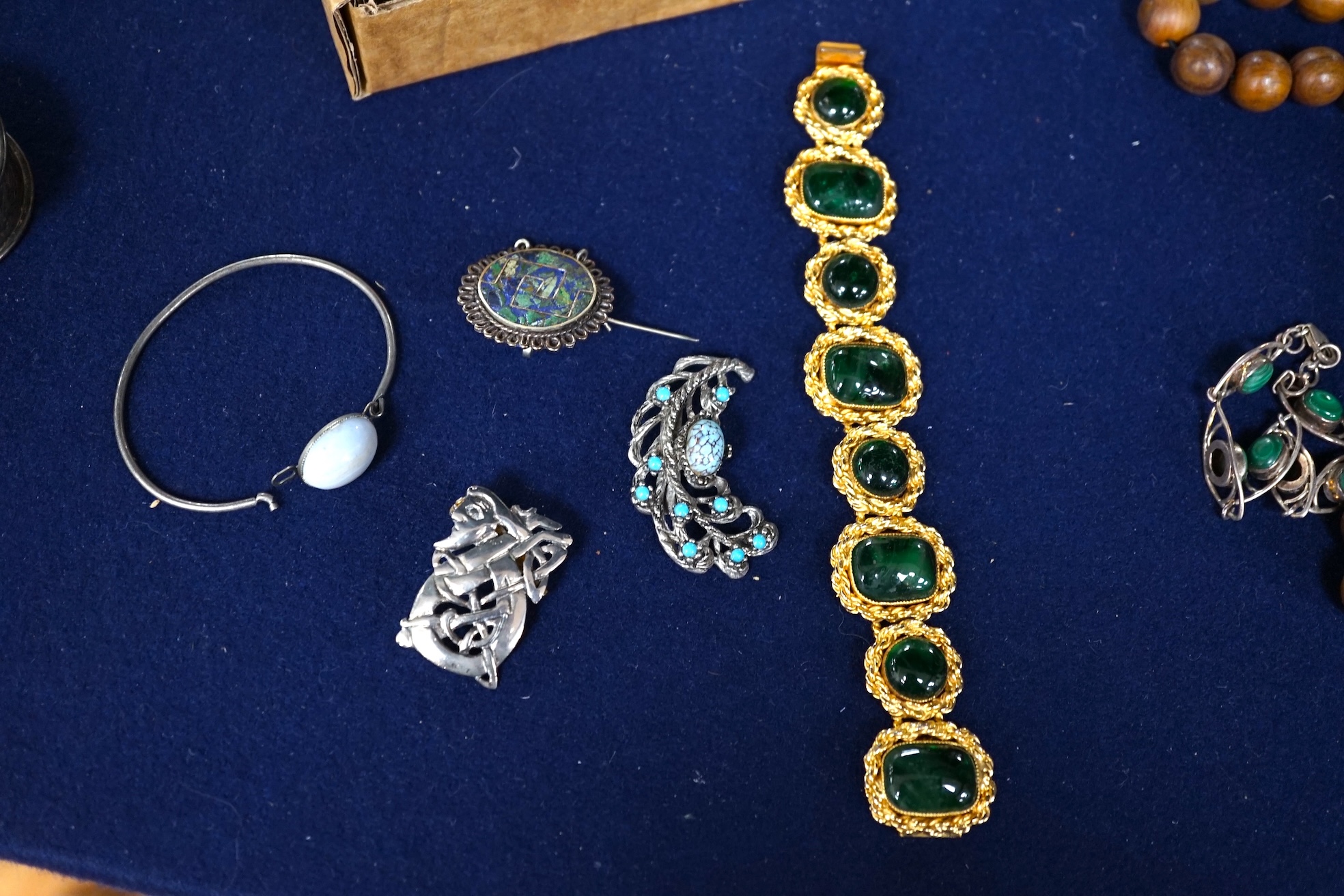 A collection of assorted costume jewellery etc. Condition - poor to fair